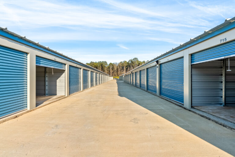 50 Auburn Lakes Rd 33